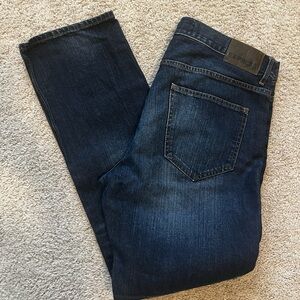 Express Kingston straight leg Jeans with Classic Indigo Wash 34x34